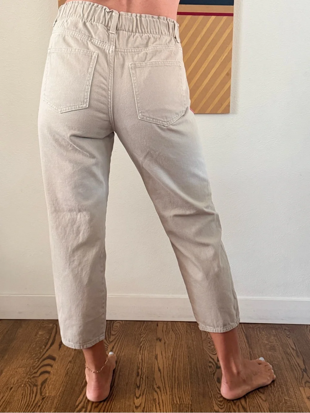 H&M Beige High-Rise Cropped Jeans